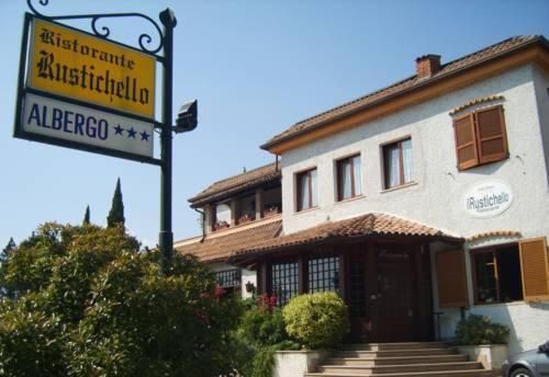 Hotel Il Rustichello Lonato Exterior photo
