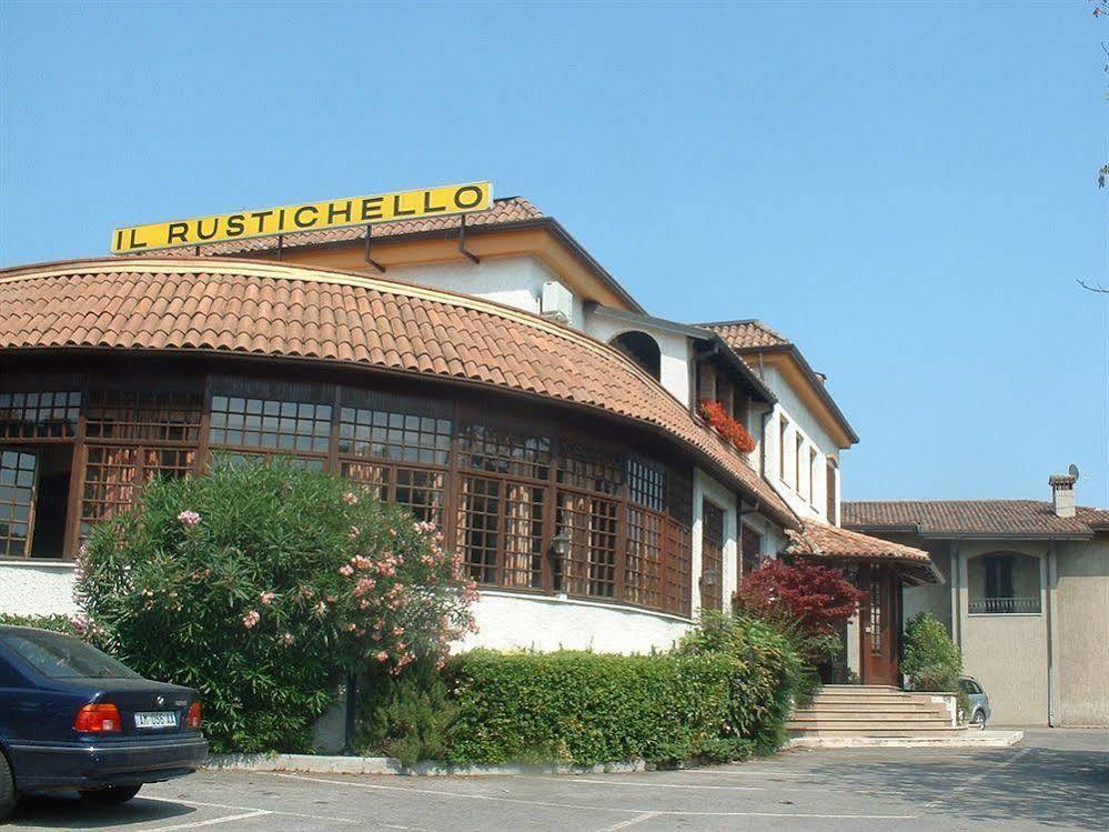 Hotel Il Rustichello Lonato Exterior photo